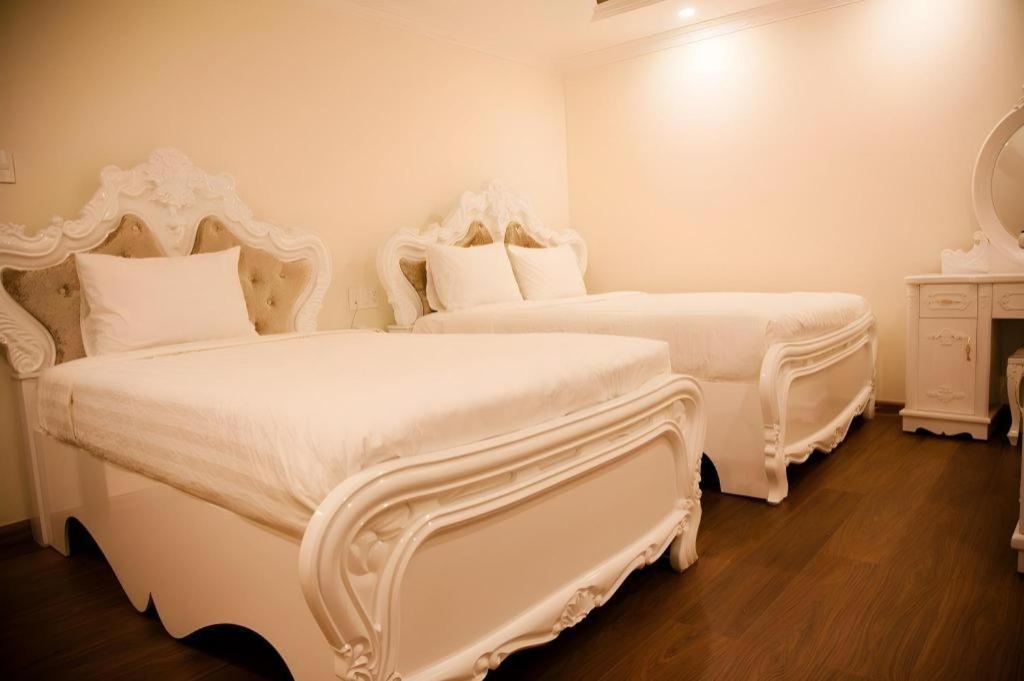 Hoa Sen Vang Hotel Dalat Exterior foto