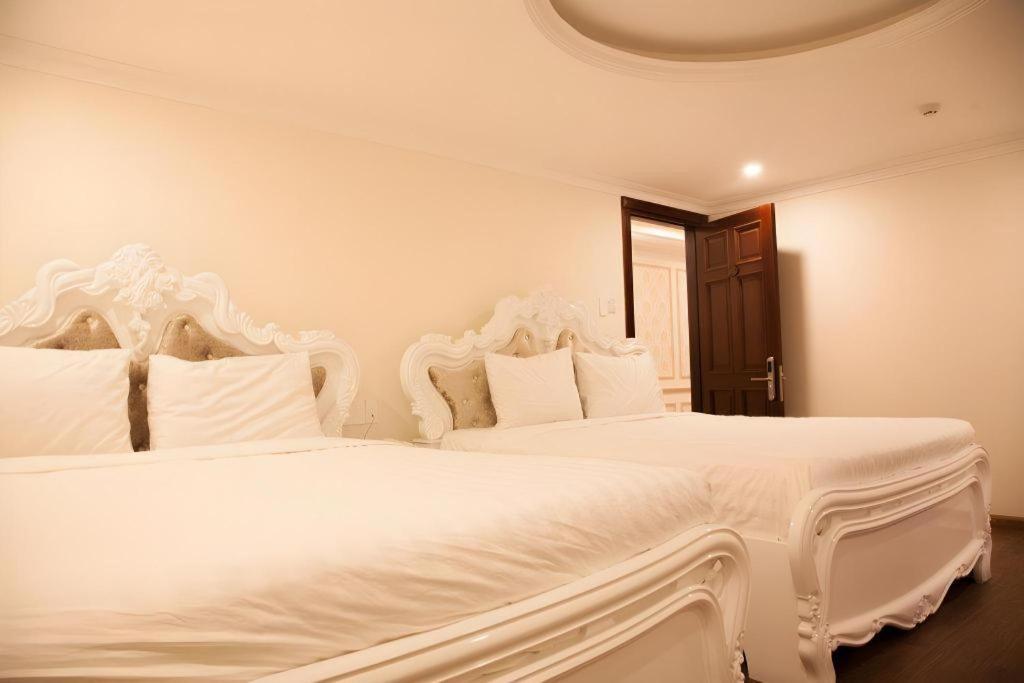 Hoa Sen Vang Hotel Dalat Exterior foto