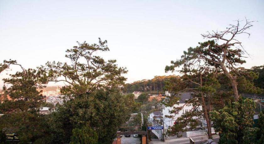 Hoa Sen Vang Hotel Dalat Exterior foto